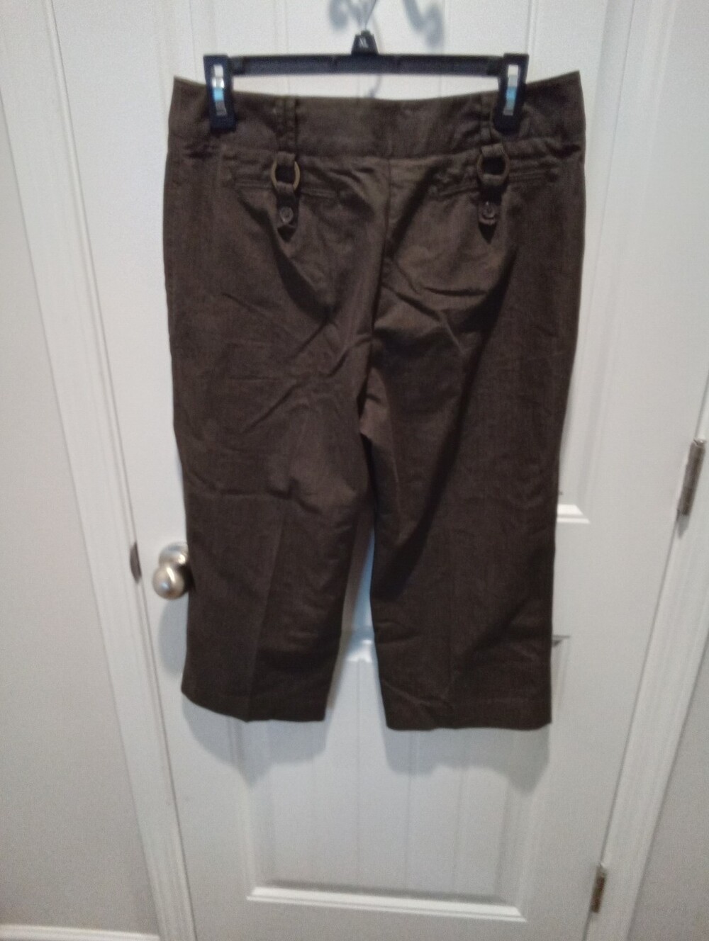 L - Picture 5 of 10